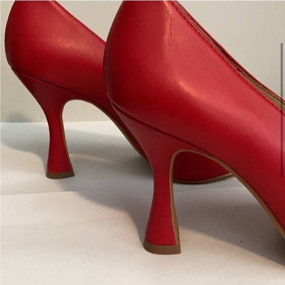 Red Leather Vince Camuto High Heels - Picture 7 of 12